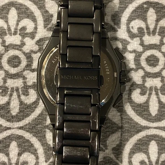 Unique Michael Kors Charcoal/Gunmetal Octagon Watch with rhinestones - Picture 2 of 6